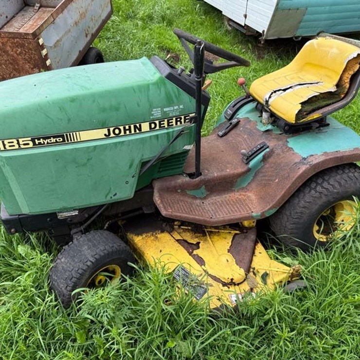JOHN DEERE 185