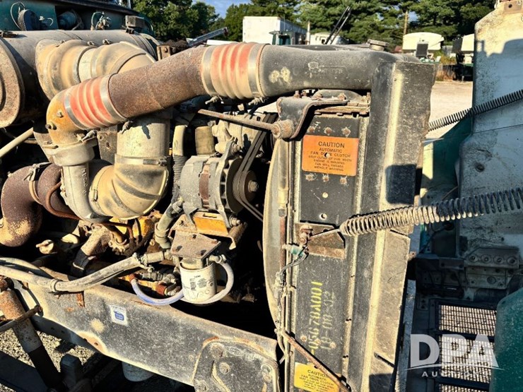 1993-peterbilt-377-image-73