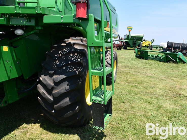 2007-john-deere-9560-sts-image-14
