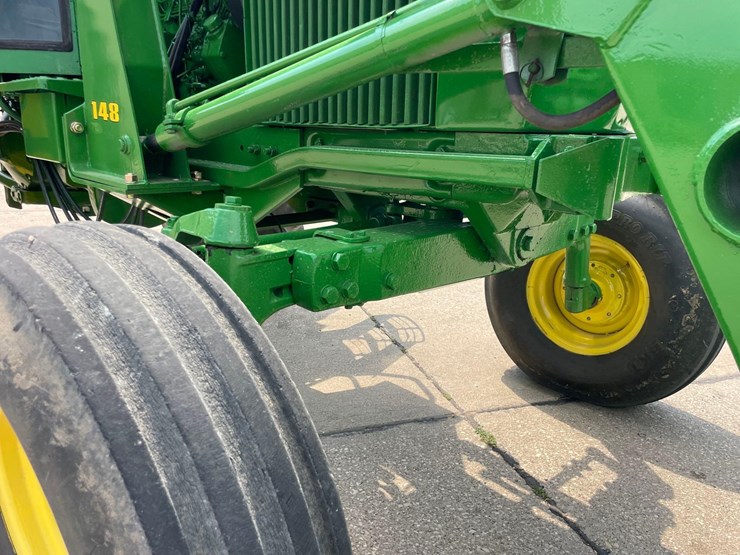 john-deere-4230-image-22
