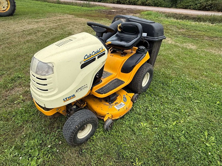 cub-cadet-lt1018-image-11