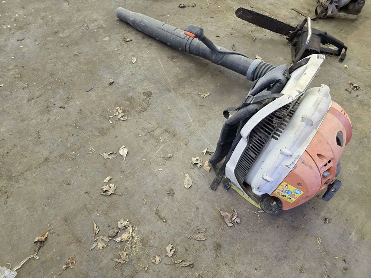 stihl-br600-backpack-blower,-working-order-image-4