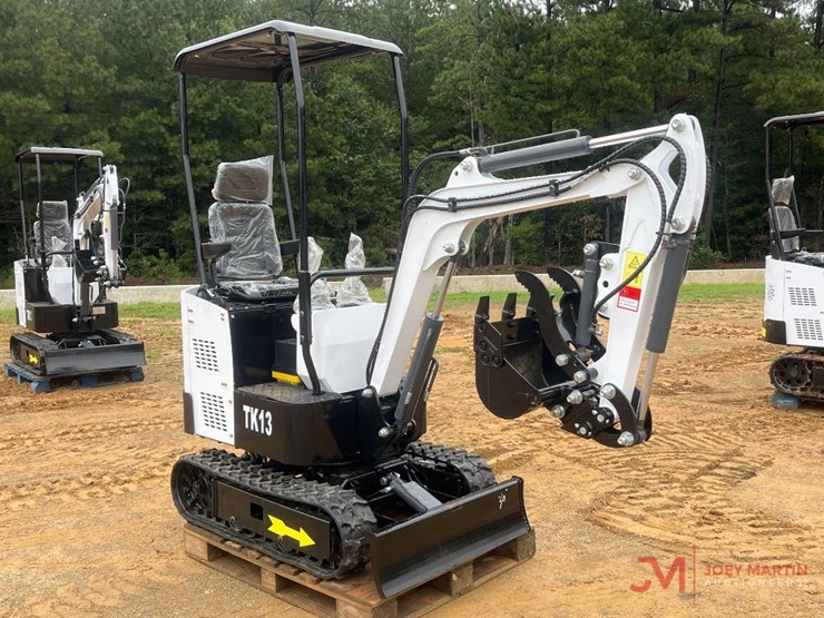 unused-2025-tk13-mini-crawler-excavator-image-3