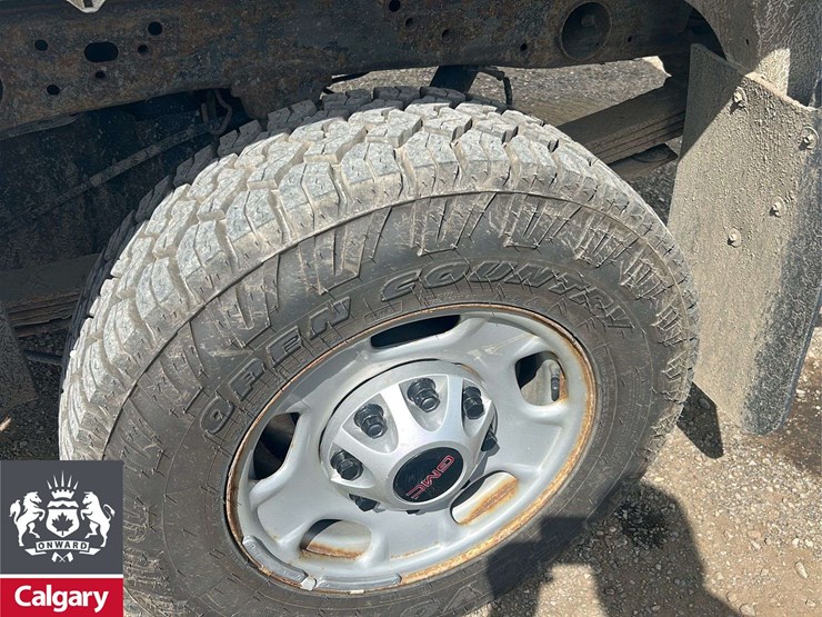 2016-gmc-sierra-2500hd-image-19