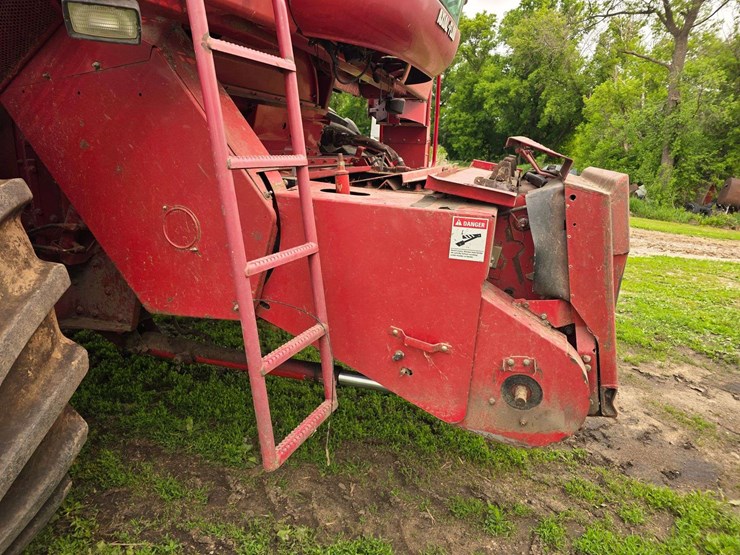 2002-case-ih-2388-image-66