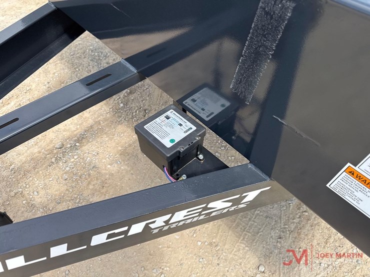 (new)-2025-hillcrest-tilt-trailer-image-6