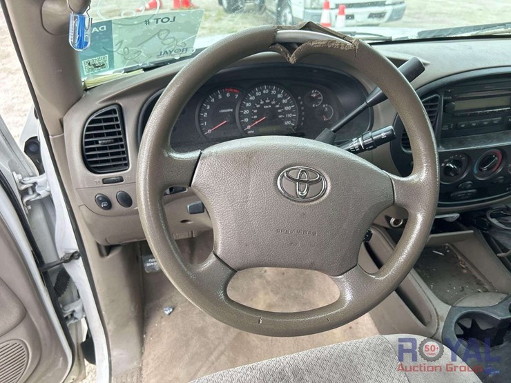 2006-toyota-tundra-image-13