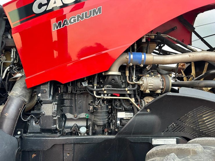 2012-case-ih-magnum-260-image-45