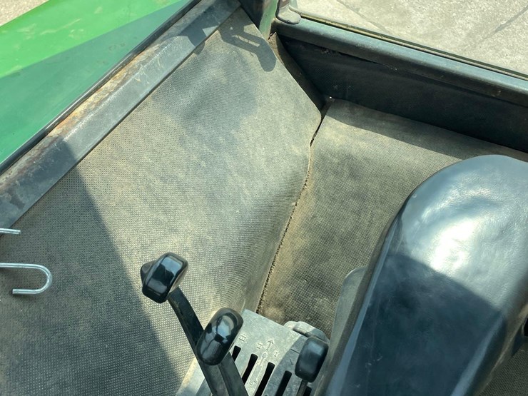 john-deere-4230-image-52