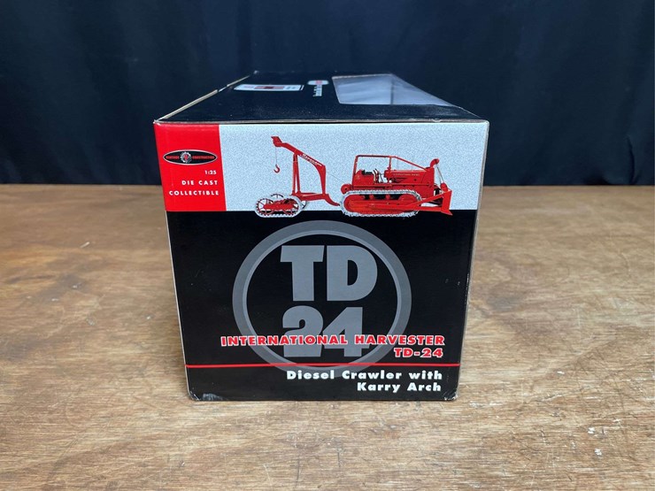 1/25-ih-td24-crawler-w/karry-arch-nib-sc-image-7