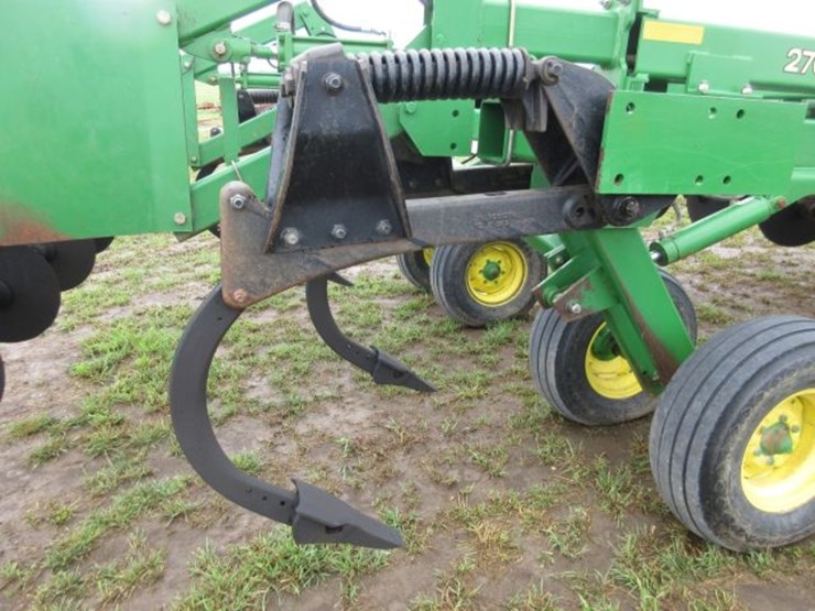 john-deere-2700-image-6