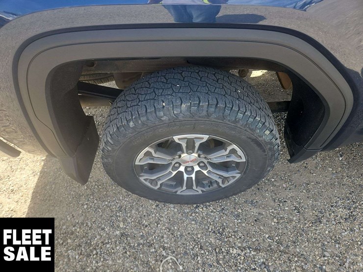 2022-gmc-sierra-1500-image-23