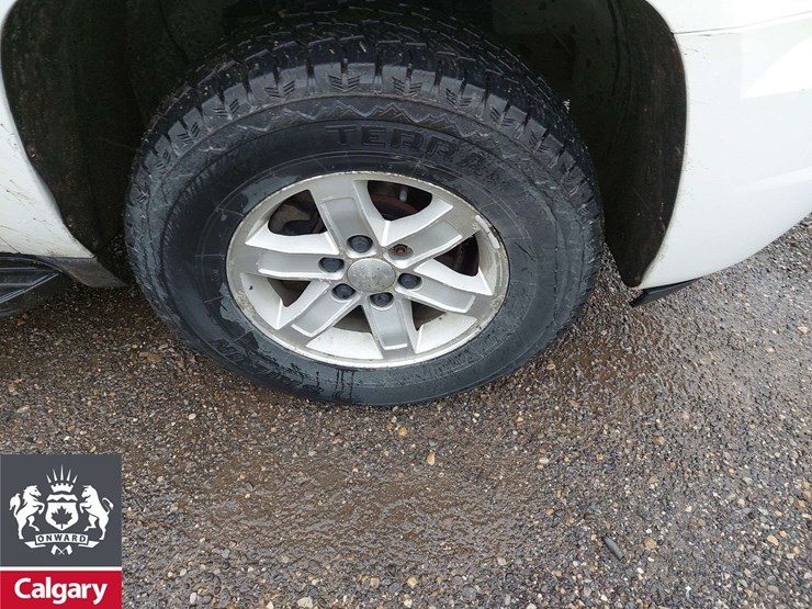 2010-gmc-yukon-xl-image-19