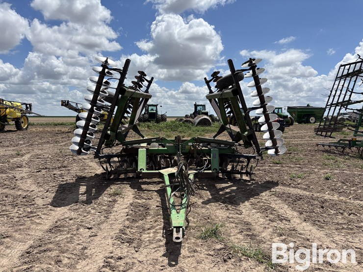 1990-john-deere-630-image-2
