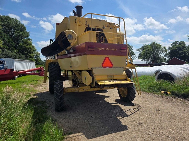 1988-new-holland-tr86-image-13