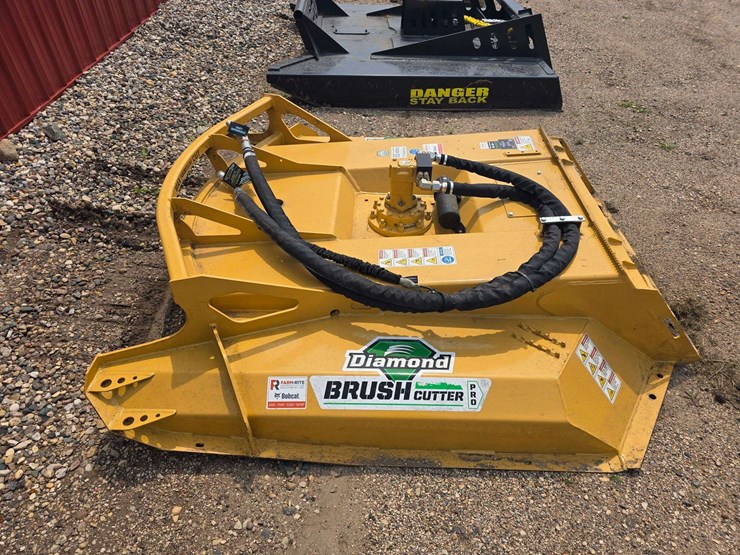 diamond-brush-cutter-pro-skid-loader-brush-cutter,-21-28-gpm-flow,-72”,-2-blades,-approx-4-hours-on-image-4