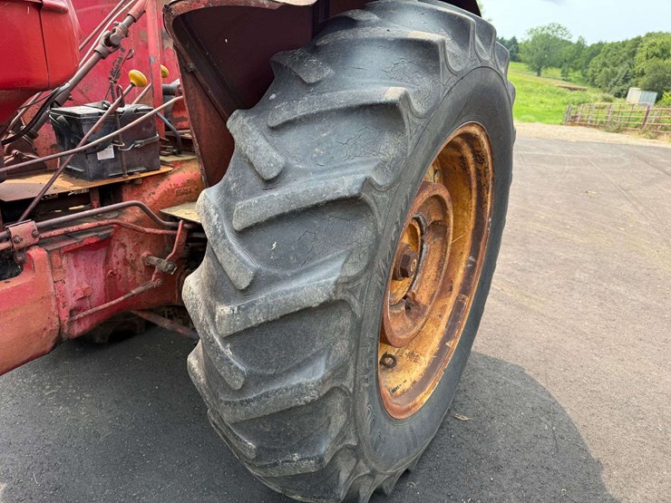 massey-harris-55-image-14