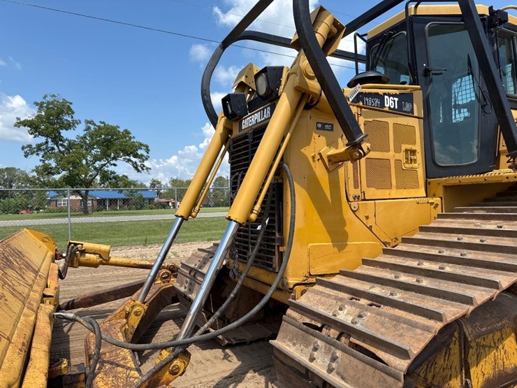 caterpillar-d6t-lgp-image-20