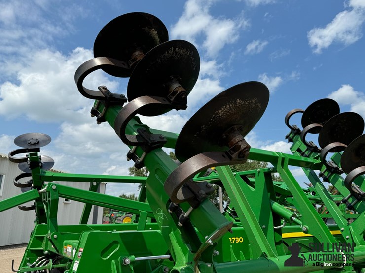 2017-john-deere-2730-image-15