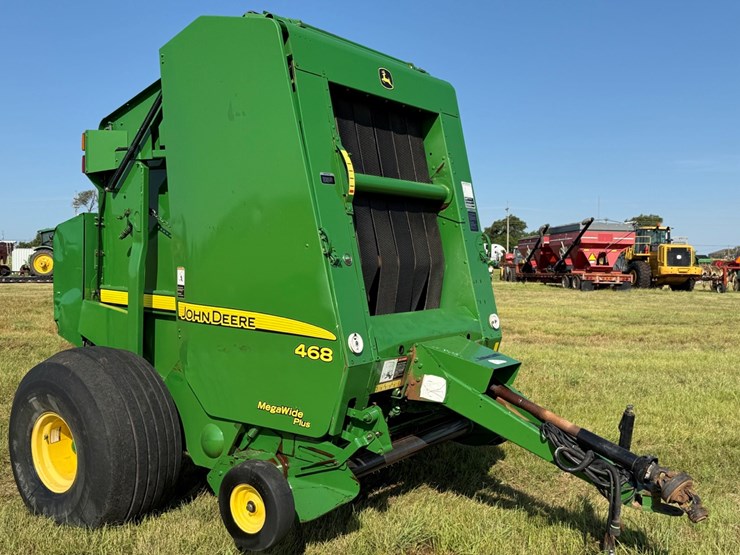 john-deere-468-image-19