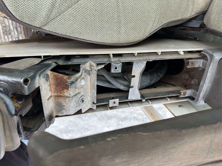 komatsu-pc150-image-15