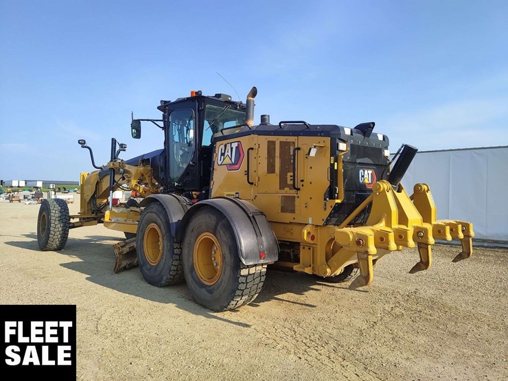 2020-caterpillar-14-image-3