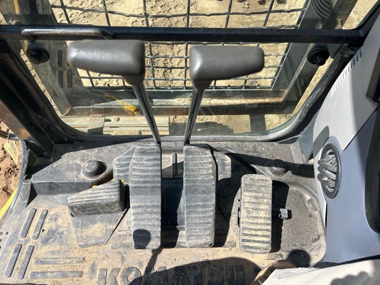 2017-komatsu-pc228us-lc-10-image-43