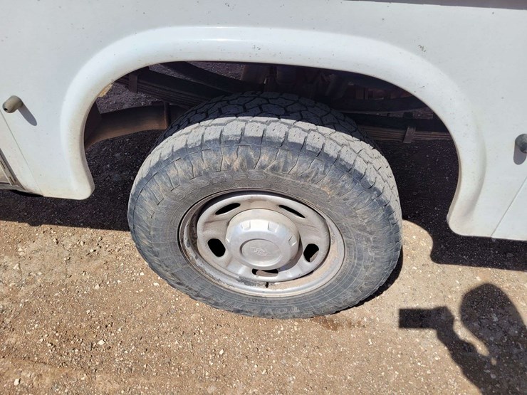 2016-ford-f350-sd-xl-image-21