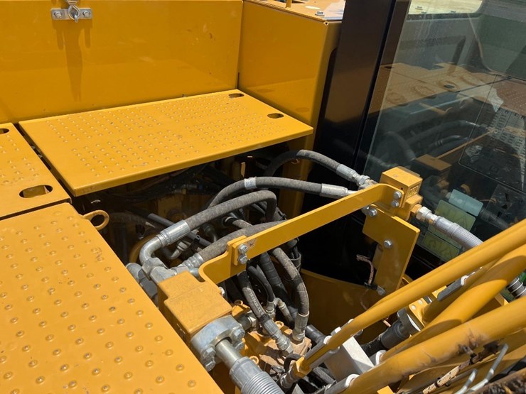 2019-caterpillar-316fl-image-19