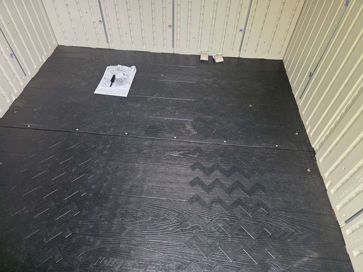 7’-x-7’-suncast-storage-shed,-poly-floor,-appears-to-have-no-leaks,-*buyer-is-responsible-for-remova-image-6