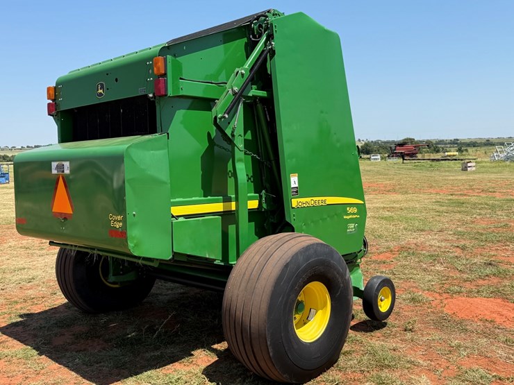 john-deere-569-image-12