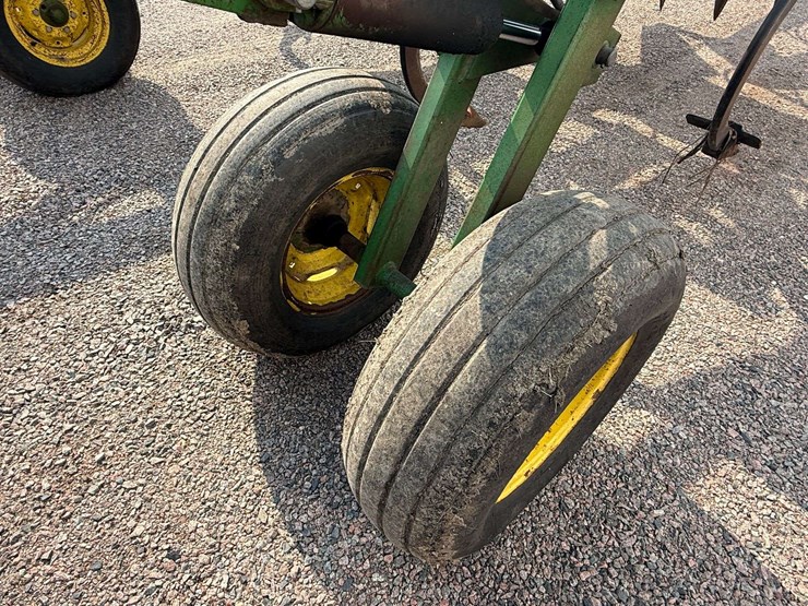 john-deere-510-image-11