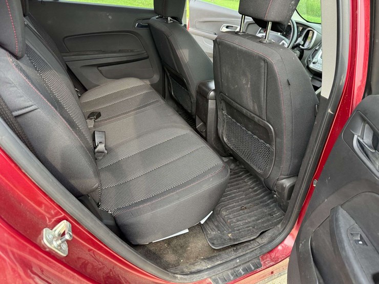 2011-chevrolet-equinox-image-33