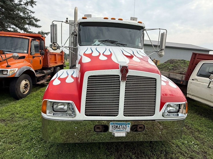 kenworth-t300-image-5