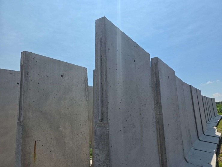 (20)-new-5’-bunker-silo-panels,-8.5’-tall-image-5