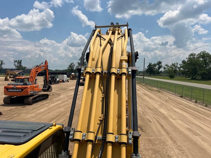 2019-komatsu-pc290-lc-11-image-18