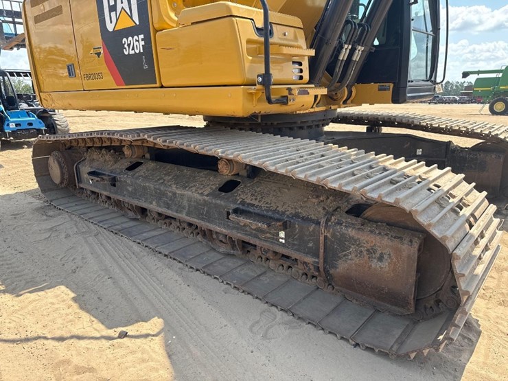 2018-caterpillar-326fl-image-22