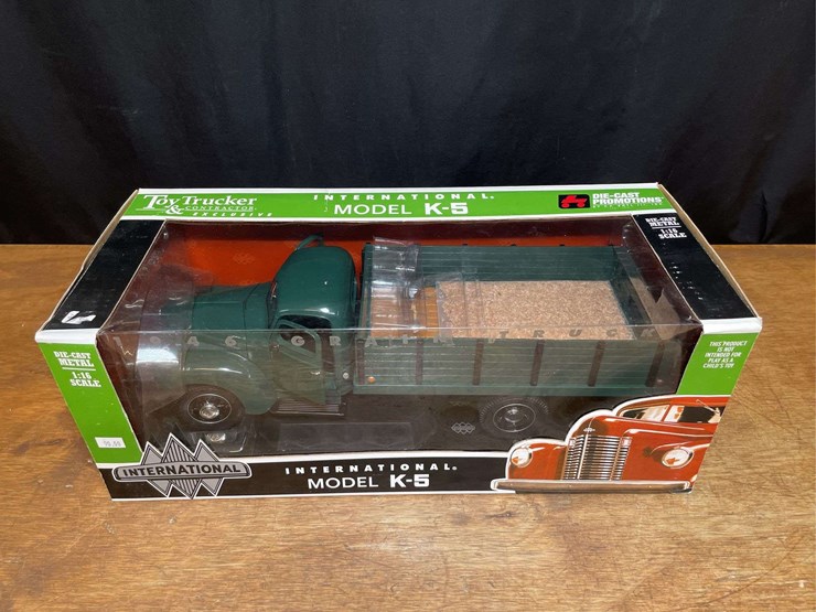 1/16-ih-k-5-grain-truck-nib-dcp-image-4