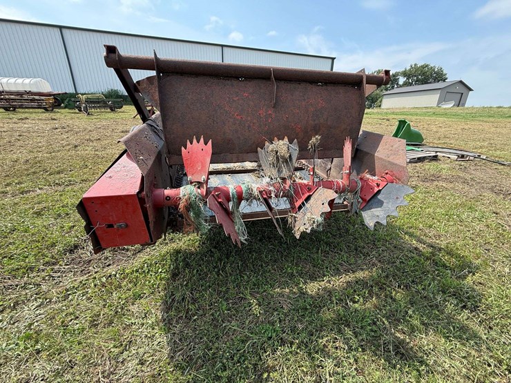 new-holland-185-image-7