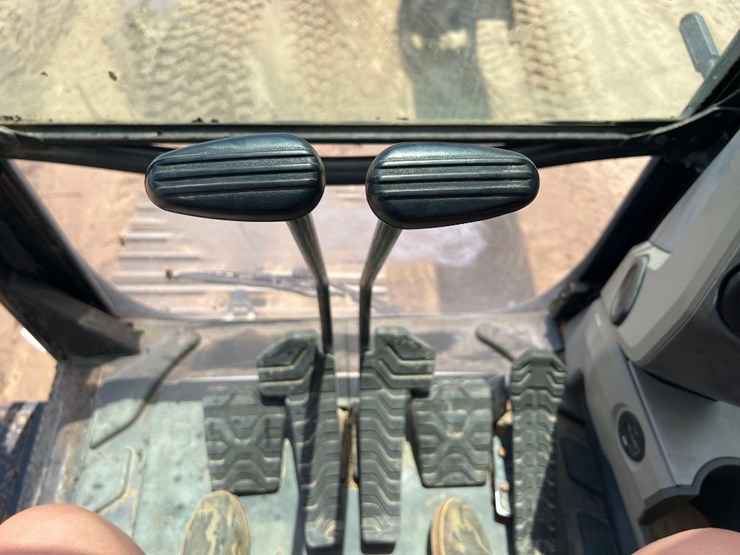 2013-caterpillar-320el-image-37