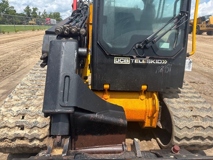 jcb-3ts-8t-image-19