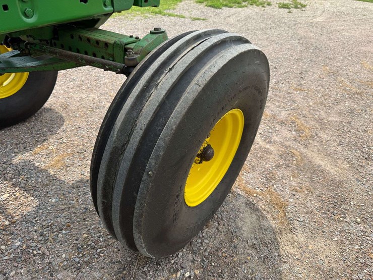 1977-john-deere-4230-image-33