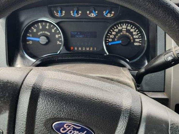 2014-ford-f150-image-13