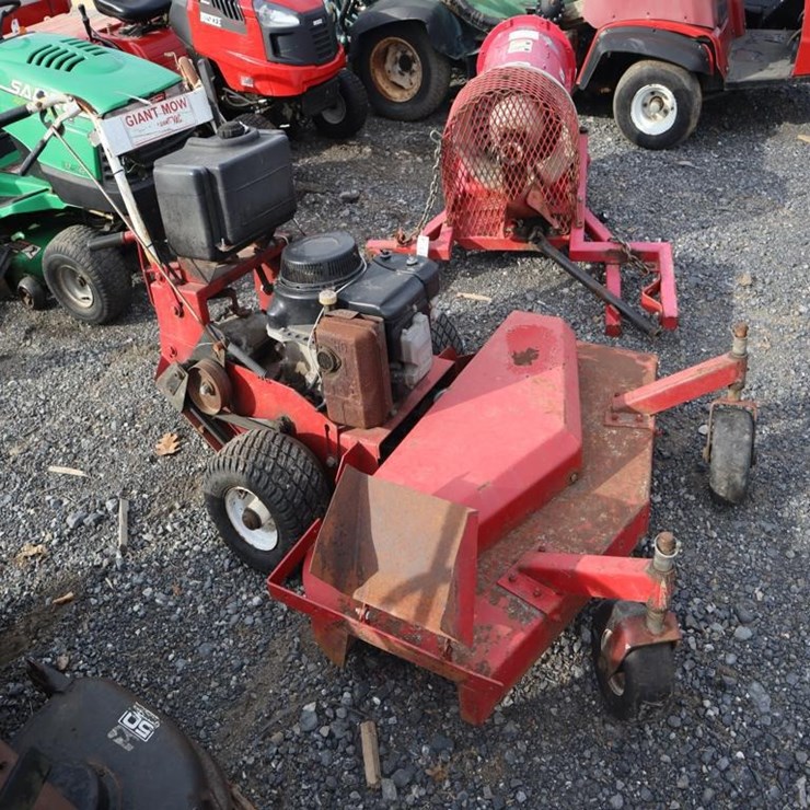 Giant Mow 2WD Walk Behind Mower