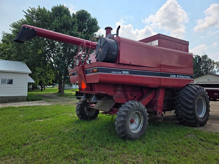 1993-case-ih-1666-image-30