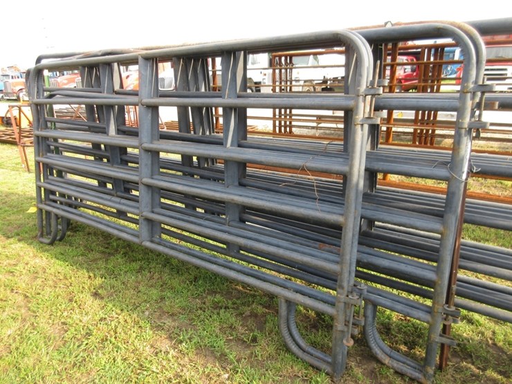 (4)-12'-&-10'-pipe-gates-image-1
