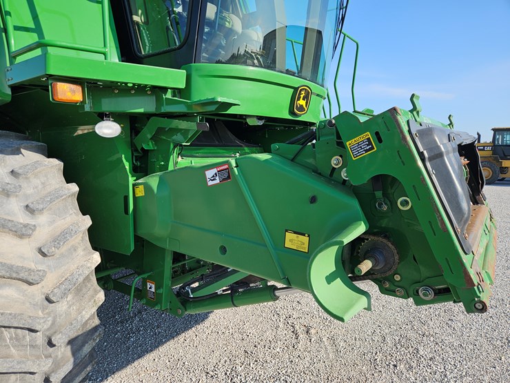2009-john-deere-9770-sts-image-28