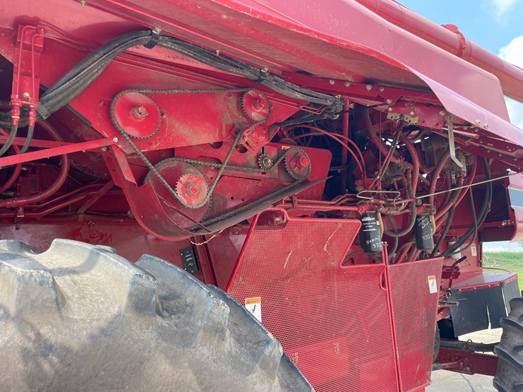 2002-case-ih-2366-image-31