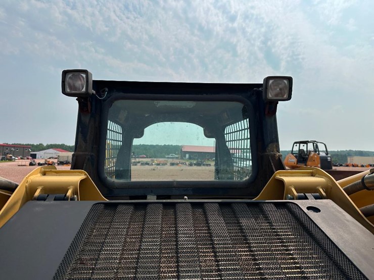 caterpillar-252b-image-25