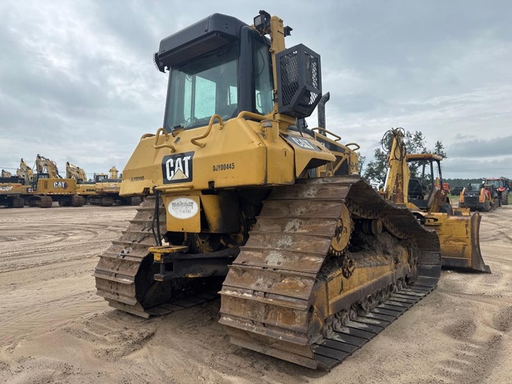 2007-caterpillar-d6n-lgp-image-6